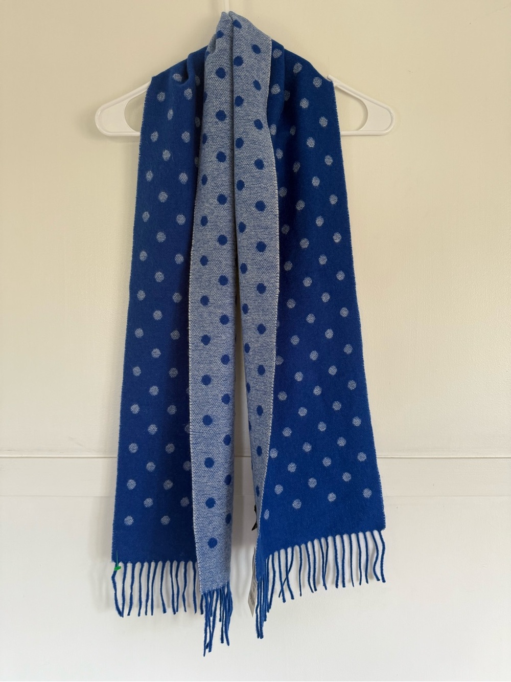 NWT Charter Club Luxury 100% Cashmere reversible Scarf Blue Polka Dot NEW 62x12”